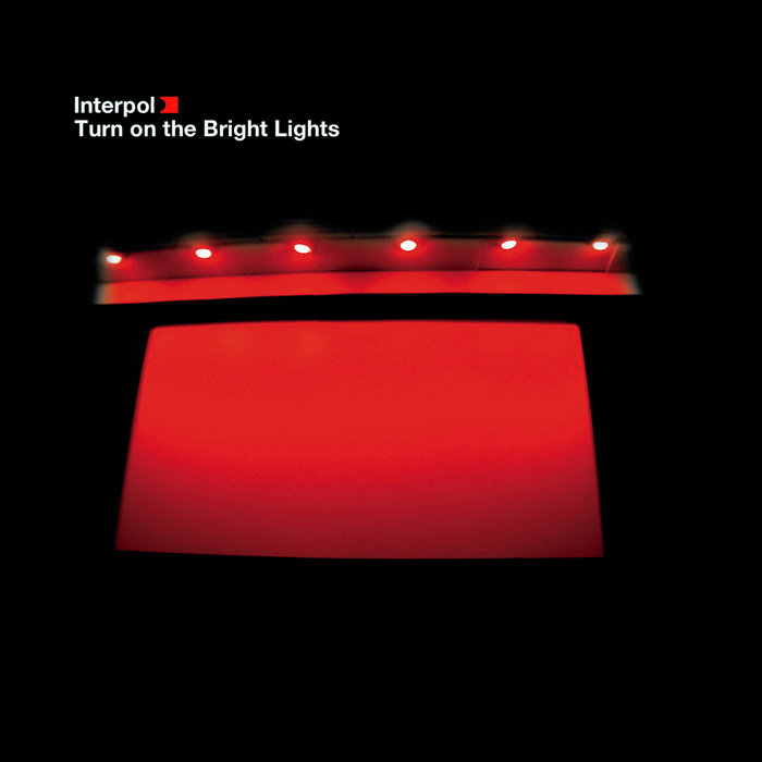 Album associé à la Sweet Temptation par Vocation. Interpol - Turn on the Bright Lights